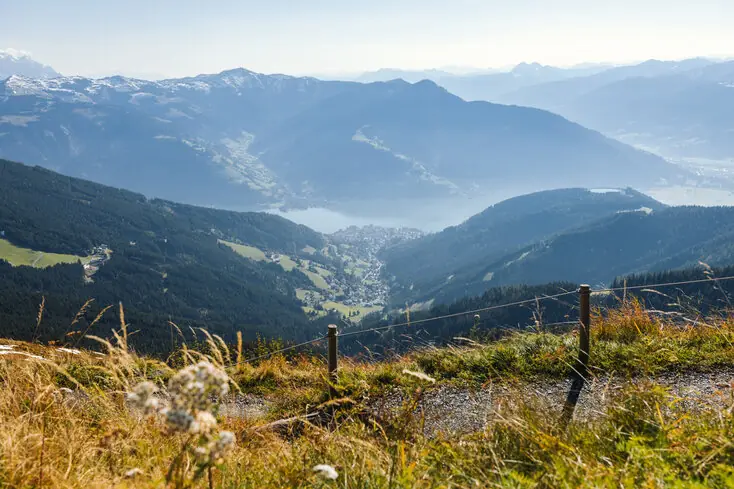 View from the Schmittenhöhe to Lake Zell in autumn